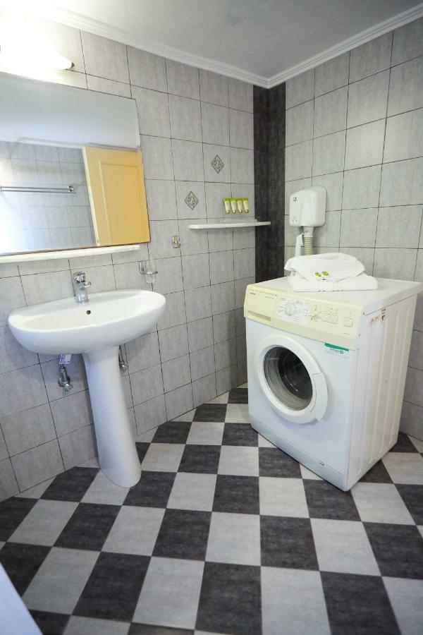 Zorbas Apartments Volissos Buitenkant foto
